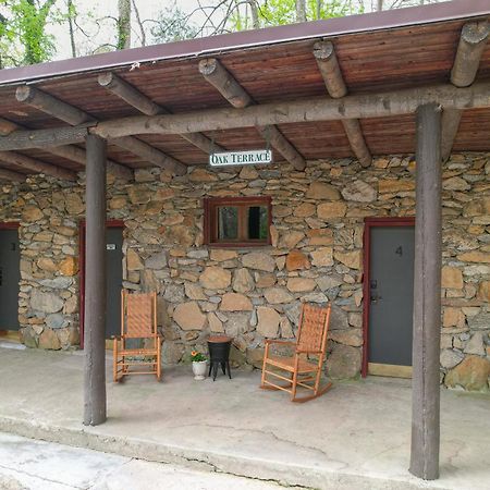 The Furry Lodge Double Ste 2&3 Waynesville Eksteriør billede